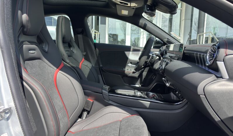 
								2025 Mercedes-Benz CLA AMG 45 4MATIC full									