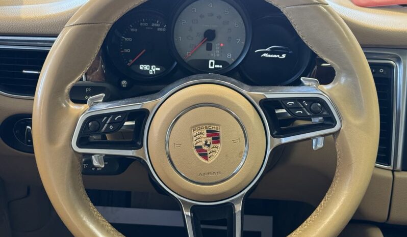 
								2015 Porsche Macan S full									