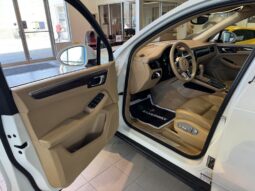 
										2015 Porsche Macan S full									