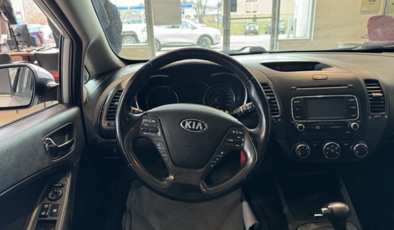 
								2016 Kia Forte 4 Ex – At full									