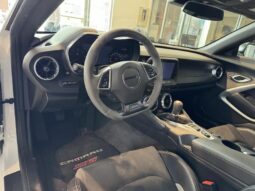 
										2017 Chevrolet Camaro Coupe 1ss full									