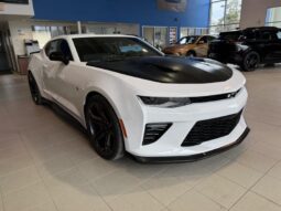 
										2017 Chevrolet Camaro Coupe 1ss full									