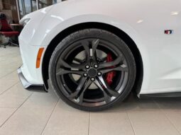 
										2017 Chevrolet Camaro Coupe 1ss full									