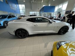 
										2017 Chevrolet Camaro Coupe 1ss full									