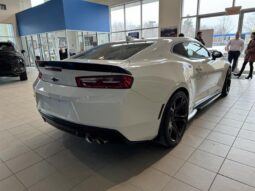 
										2017 Chevrolet Camaro Coupe 1ss full									