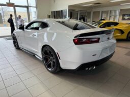 
										2017 Chevrolet Camaro Coupe 1ss full									