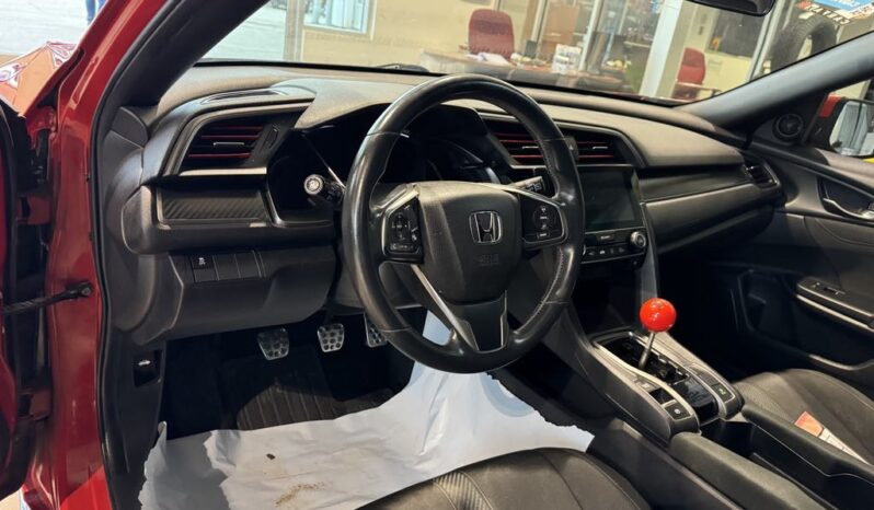 
								2018 Honda Civic Hatch Sport 6mt full									
