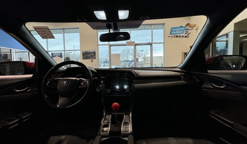 
								2018 Honda Civic Hatch Sport 6mt full									