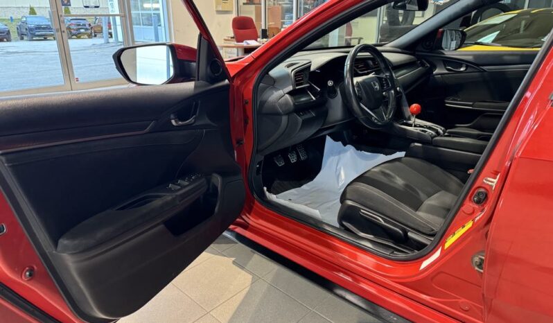 
								2018 Honda Civic Hatch Sport 6mt full									
