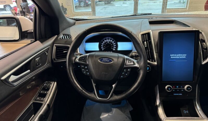 
								2021 Ford Edge Titanium Awd full									