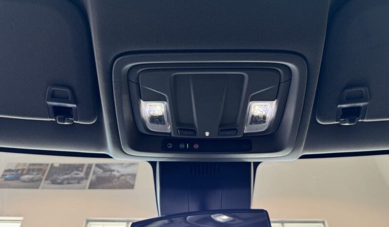
								2022 Chevrolet Silverado 1500 Crew Cab 4×4 Custom full									