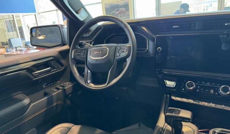 
								2022 GMC Sierra 1500 At4 Standard Box full									
