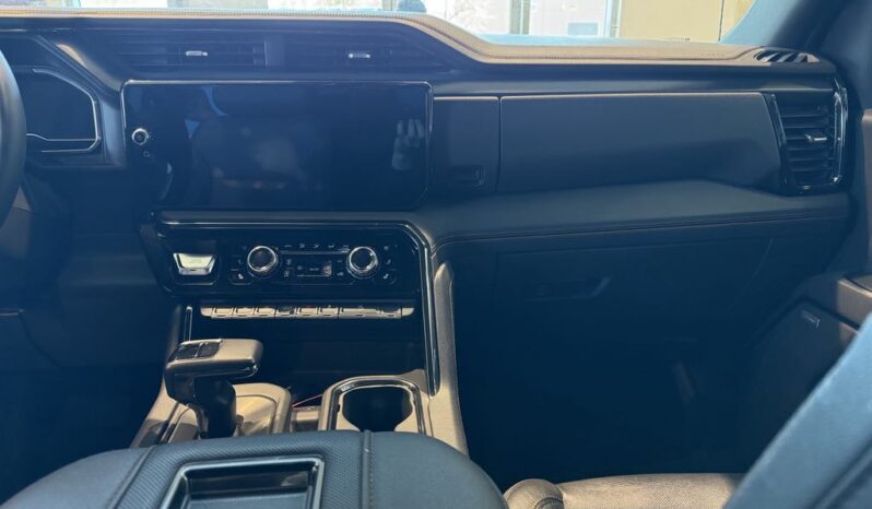 
								2022 GMC Sierra 1500 At4 Standard Box full									