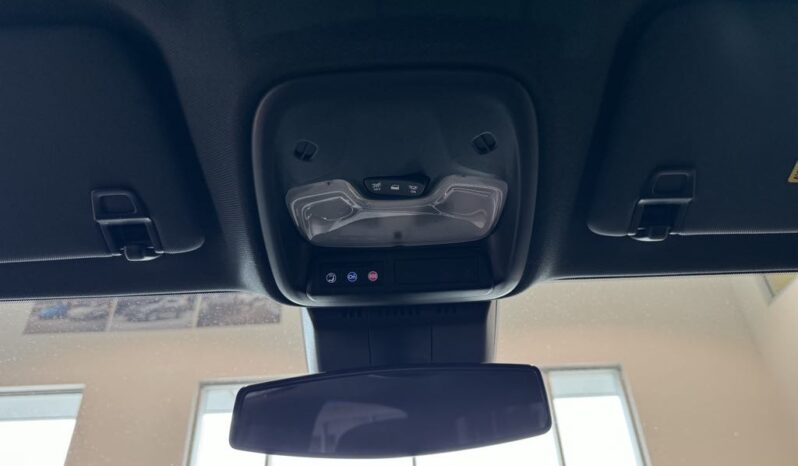 
								2025 Chevrolet Colorado Crew Cab Short Box 2 full									