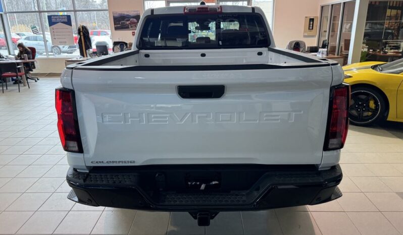 
								2025 Chevrolet Colorado Crew Cab Short Box 2 full									