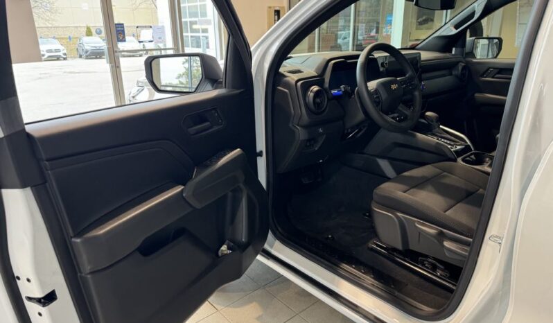 
								2025 Chevrolet Colorado Crew Cab Short Box 2 full									