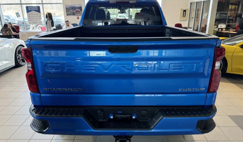 
								2025 Chevrolet Silverado 1500 Crew Cab Standard full									
