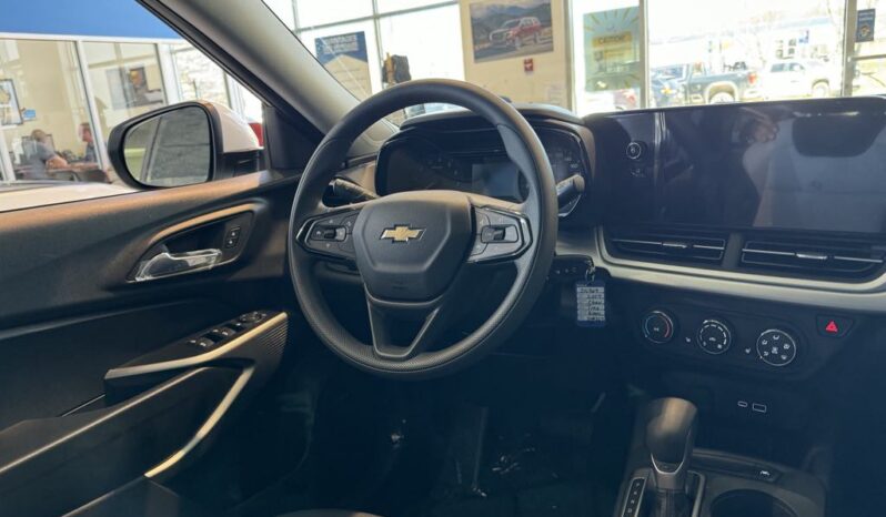 
								2025 Chevrolet Trax Fwd 4dr Ls full									