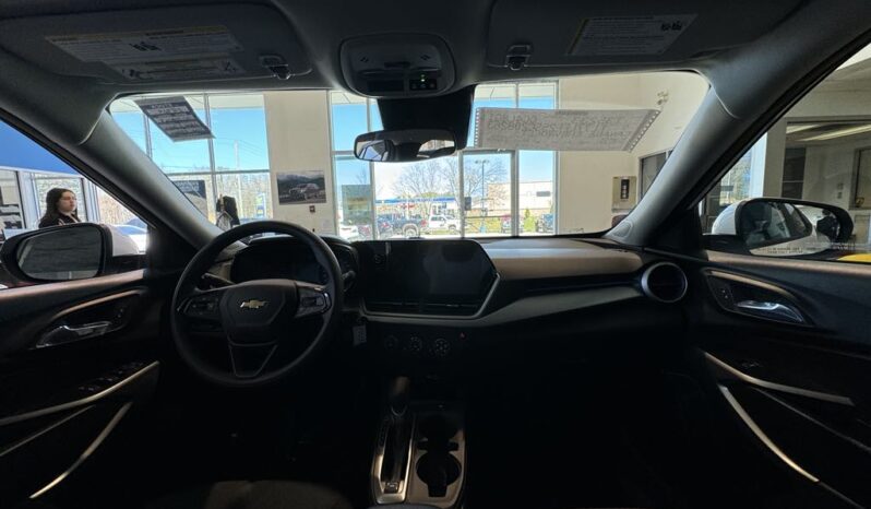 
								2025 Chevrolet Trax Fwd 4dr Ls full									
