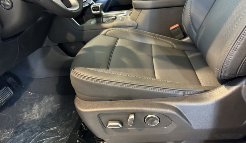 
								2025 GMC Sierra 1500 Crew Cab Standard full									