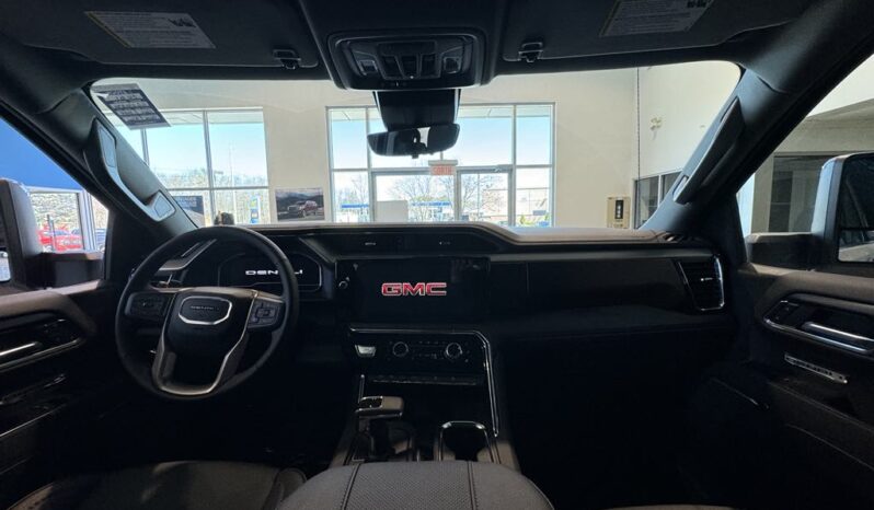 
								2025 GMC Sierra 1500 Crew Cab Standard full									