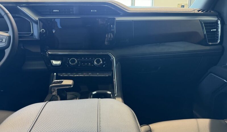 
								2025 GMC Sierra 1500 Crew Cab Standard full									