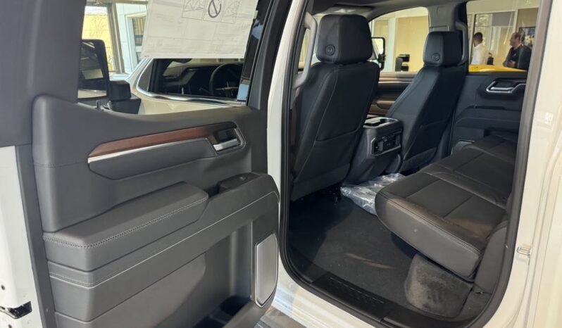 
								2025 GMC Sierra 1500 Crew Cab Standard full									