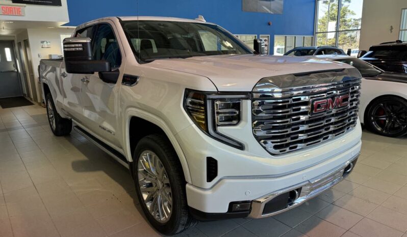 
								2025 GMC Sierra 1500 Crew Cab Standard full									