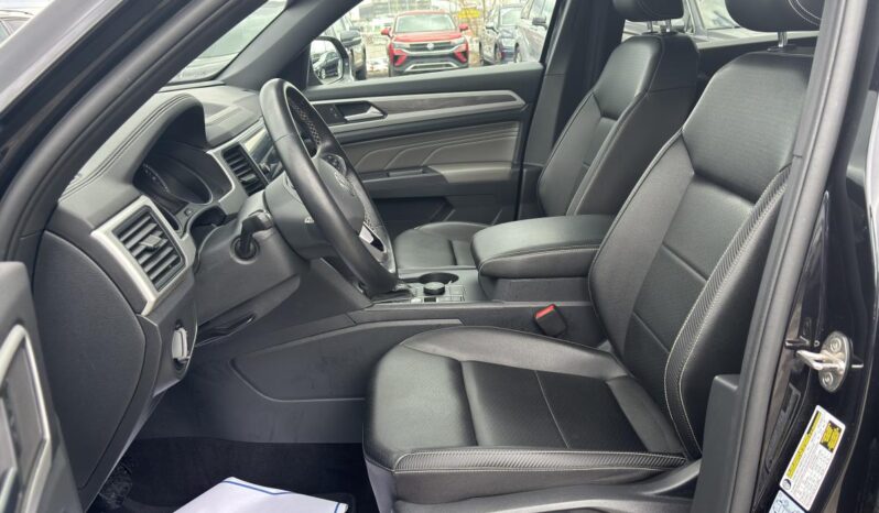 
								2021 Volkswagen Atlas Cross Sport 2.0 TSI Comfortline 4MOTION full									