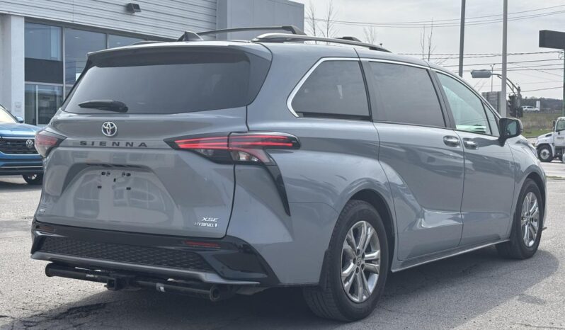 
								2023 Toyota Sienna Hybrid Xse Awd 7-Pass full									
