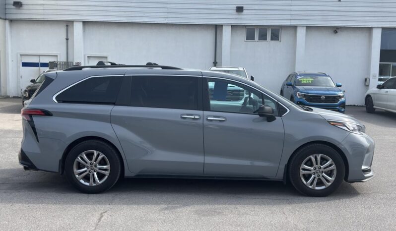 
								2023 Toyota Sienna Hybrid Xse Awd 7-Pass full									