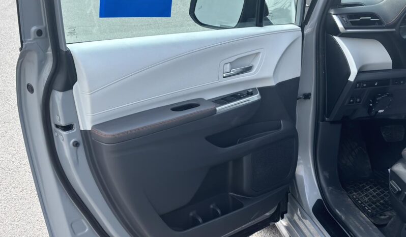
								2023 Toyota Sienna Hybrid Xse Awd 7-Pass full									