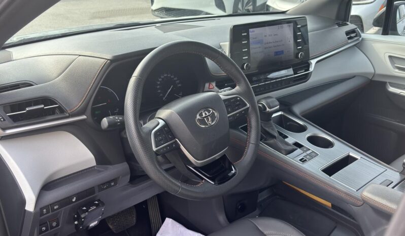 
								2023 Toyota Sienna Hybrid Xse Awd 7-Pass full									