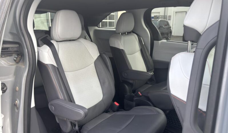 
								2023 Toyota Sienna Hybrid Xse Awd 7-Pass full									