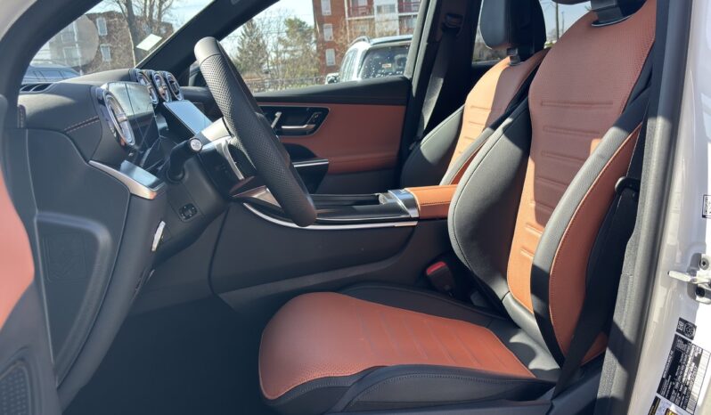 
								2025 Mercedes-Benz GLC Plug-in Hybrid 350e 4MATIC full									