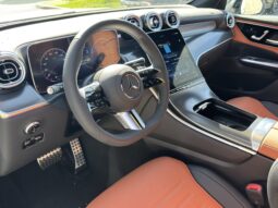 
										2025 Mercedes-Benz GLC Plug-in Hybrid 350e 4MATIC full									