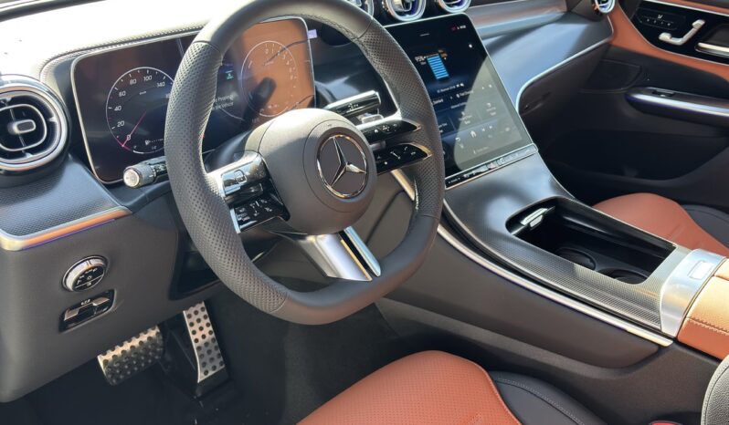 
								2025 Mercedes-Benz GLC Plug-in Hybrid 350e 4MATIC full									