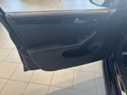 
										2014 Volkswagen Jetta Comfortline 2.0 6sp full									
