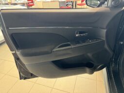 
										2017 Mitsubishi RVR 2.4l 4wd Se Black full									