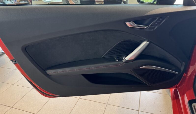 
								2018 Audi TT RS 2.5t Quattro 7sp S full									