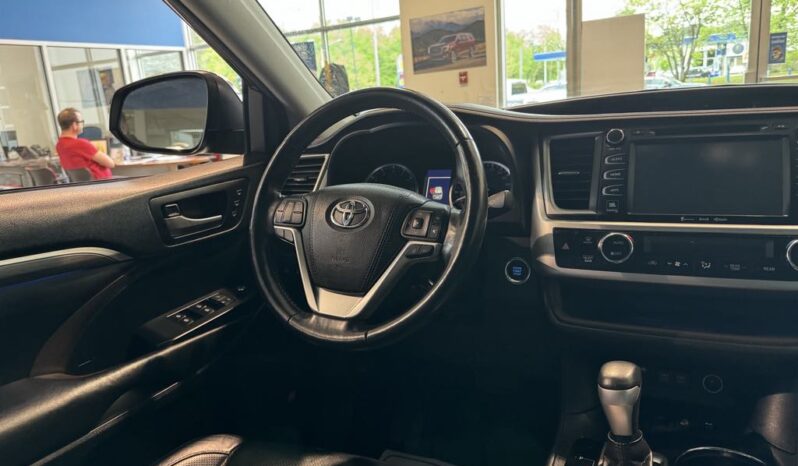 
								2018 Toyota Highlander Limited Awd full									
