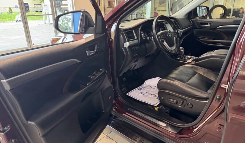 
								2018 Toyota Highlander Limited Awd full									