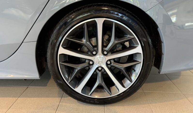 
								2022 Honda Civic Sedan Touring Cvt full									