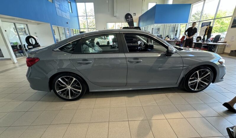 
								2022 Honda Civic Sedan Touring Cvt full									
