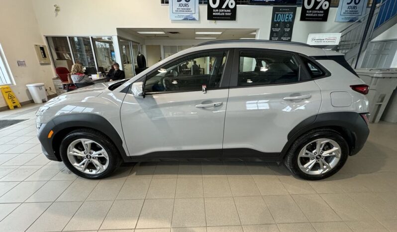 
								2022 Hyundai Kona 2.0l Awd Preferred full									