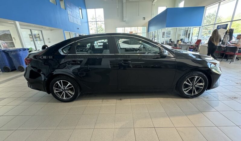 
								2022 Kia Forte Sedan Ex Ivt full									