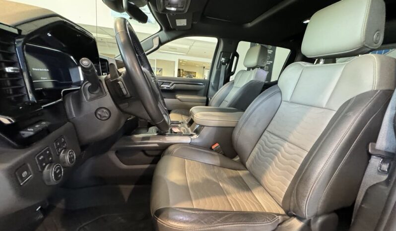 
								2023 Chevrolet Silverado 1500 Crew Cab 4×4 Zr2 full									