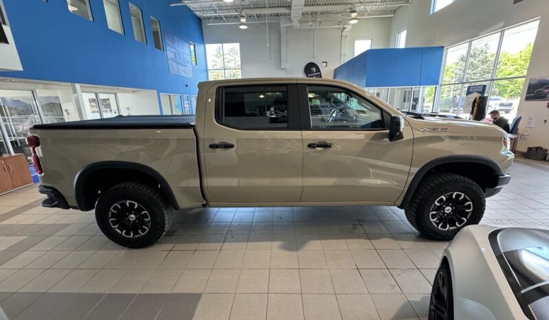 
								2023 Chevrolet Silverado 1500 Crew Cab 4×4 Zr2 full									