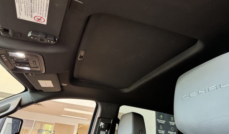 
								2023 GMC Sierra 2500 Crew Cab 4×4 Denali full									