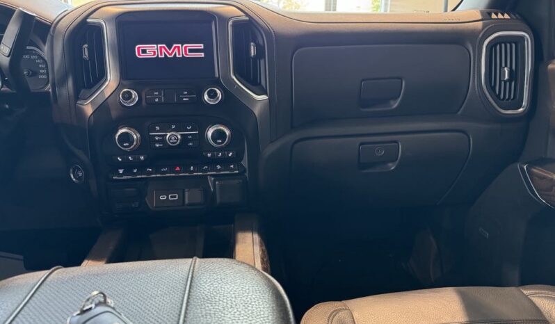 
								2023 GMC Sierra 2500 Crew Cab 4×4 Denali full									